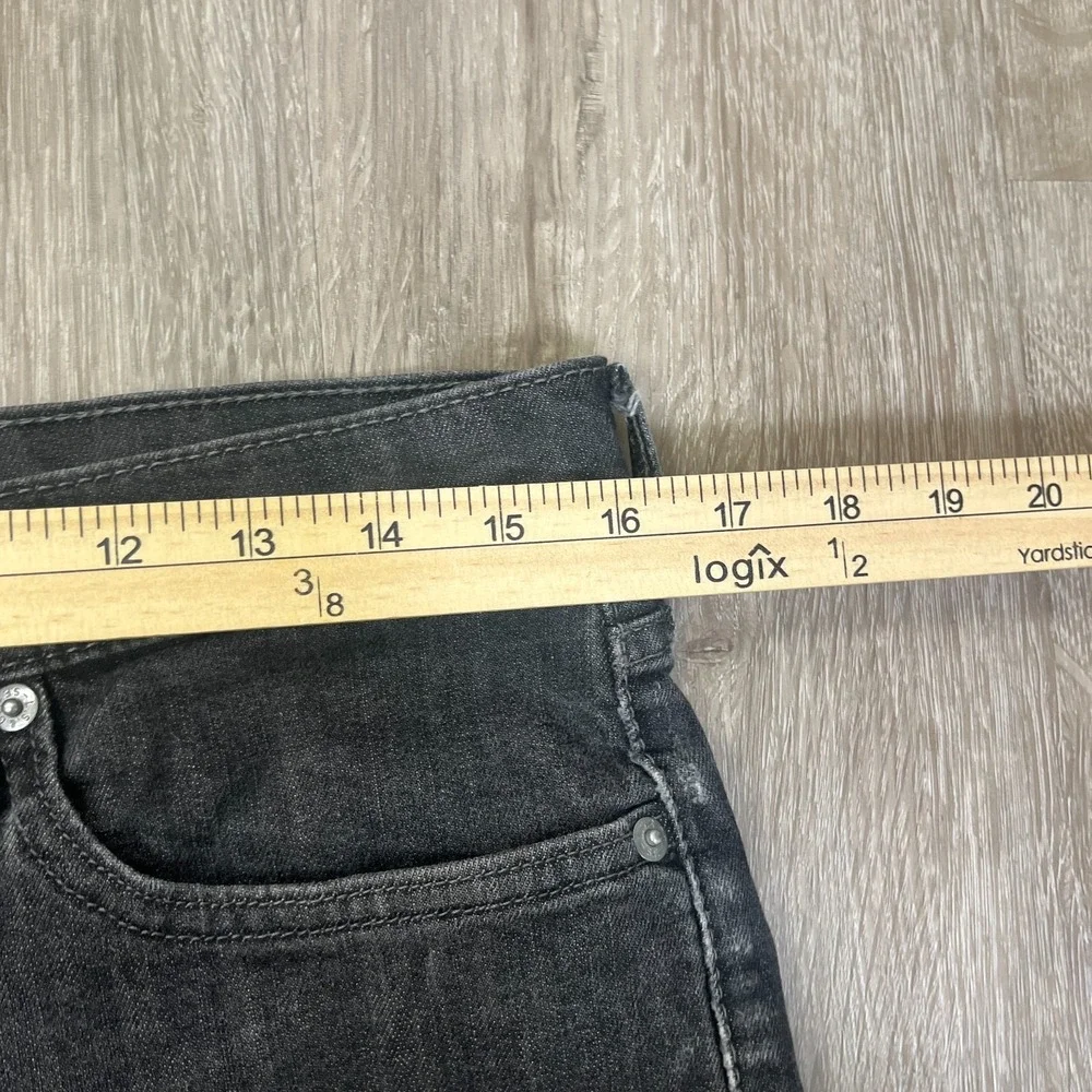 Levis small mark